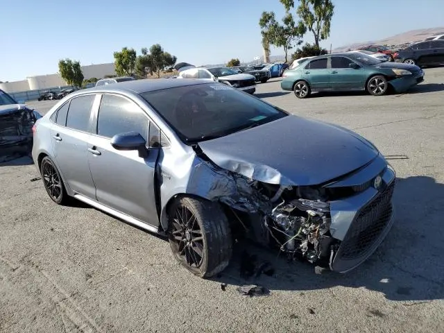2021 TOYOTA COROLLA LE  