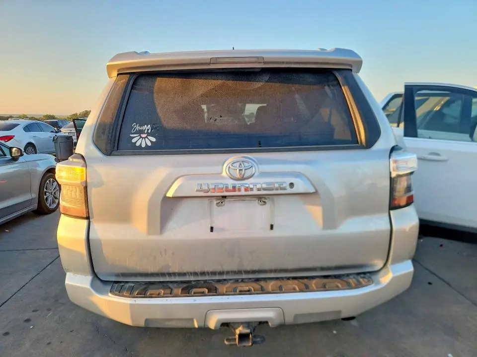 2014 TOYOTA 4RUNNER SR5  