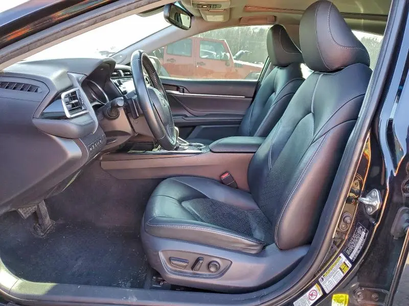 2018 TOYOTA CAMRY XSE  