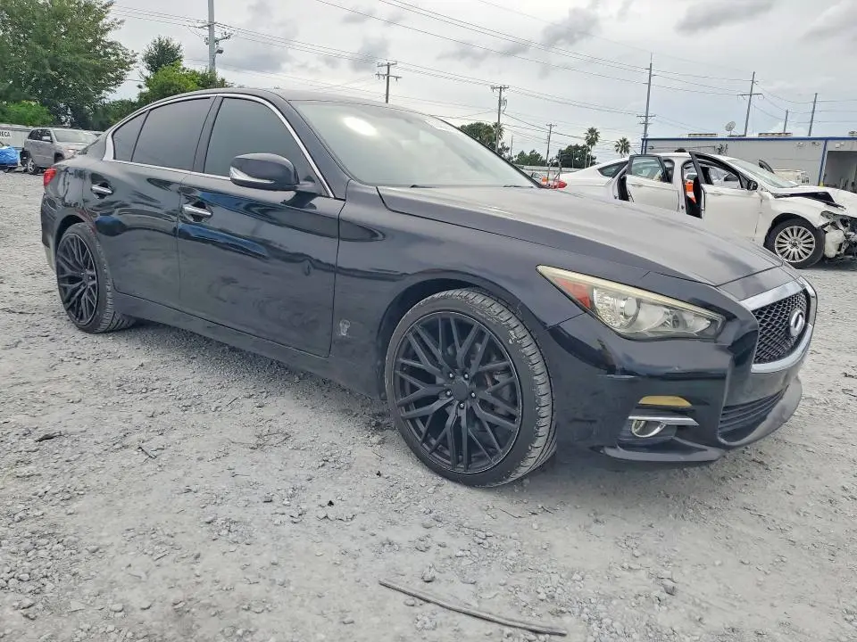 2017 INFINITI Q50 BASE  