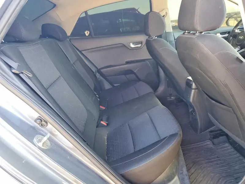 2020 KIA RIO S  