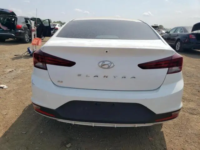 2019 HYUNDAI ELANTRA SE  