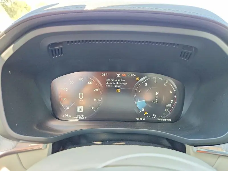 2019 VOLVO XC60 T5 INSCRIPTION  