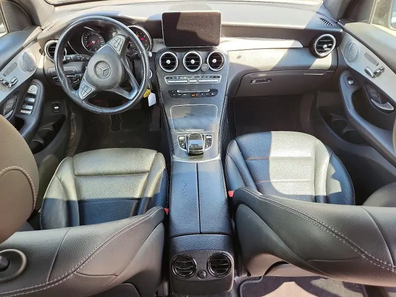 2019 MERCEDES-BENZ GLC 300 4MATIC  