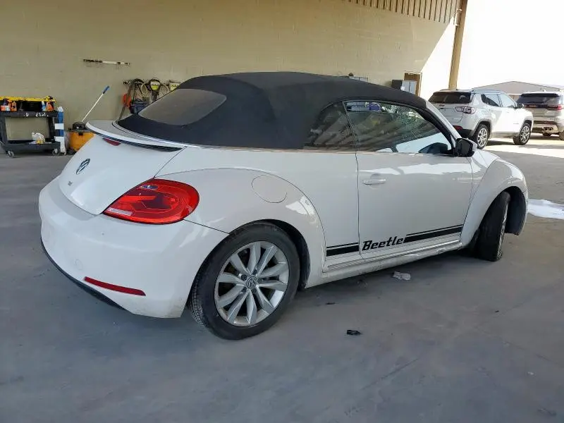 2013 VOLKSWAGEN BEETLE   