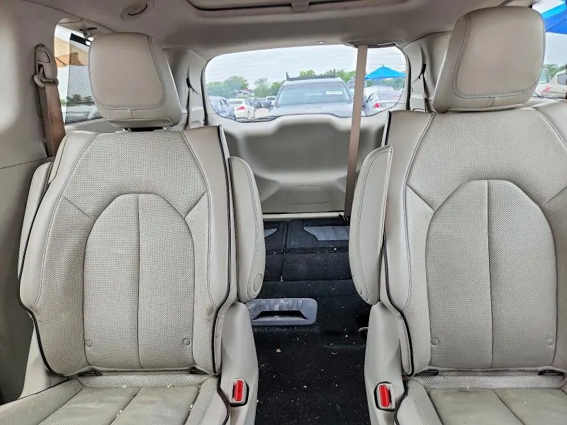 2018 CHRYSLER PACIFICA HYBRID LIMITED  