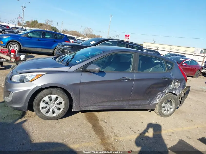 2017 HYUNDAI ACCENT SE
