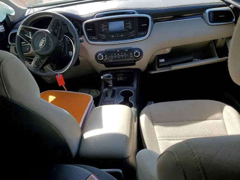 2017 KIA SORENTO LX V6  