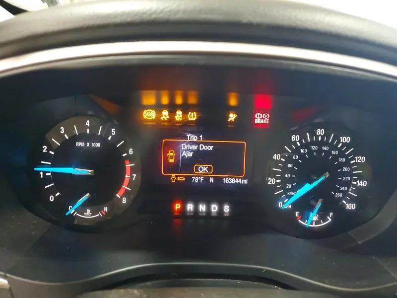 2013 FORD FUSION SE  