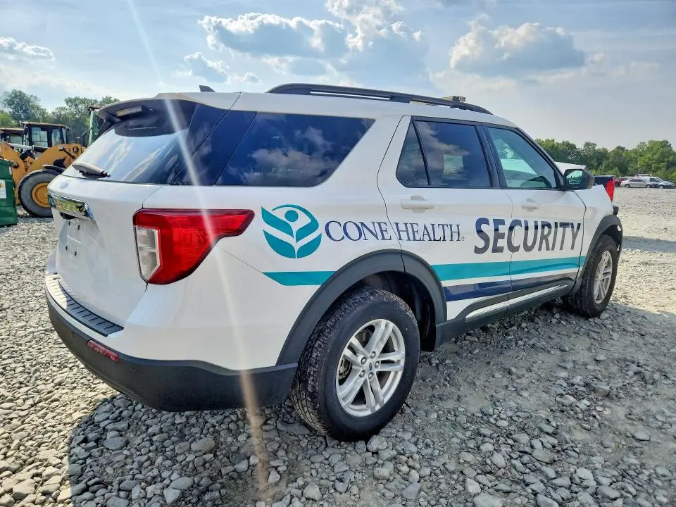 2022 FORD EXPLORER XLT  