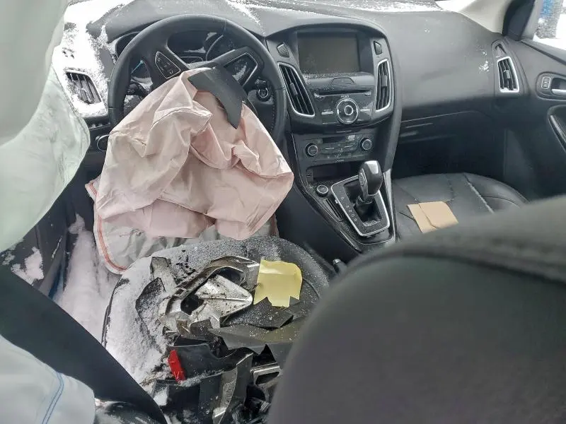 2015 FORD FOCUS TITANIUM  