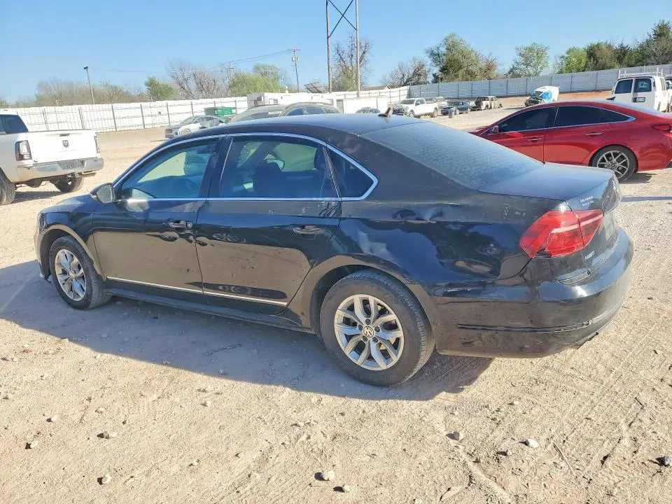 2017 VOLKSWAGEN PASSAT S  