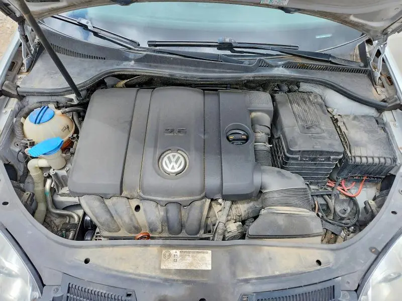 2010 VOLKSWAGEN JETTA SE  
