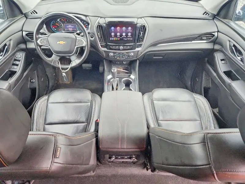 2020 CHEVROLET TRAVERSE LT  