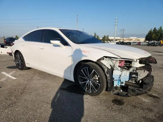 2022 LEXUS ES 300H BASE  