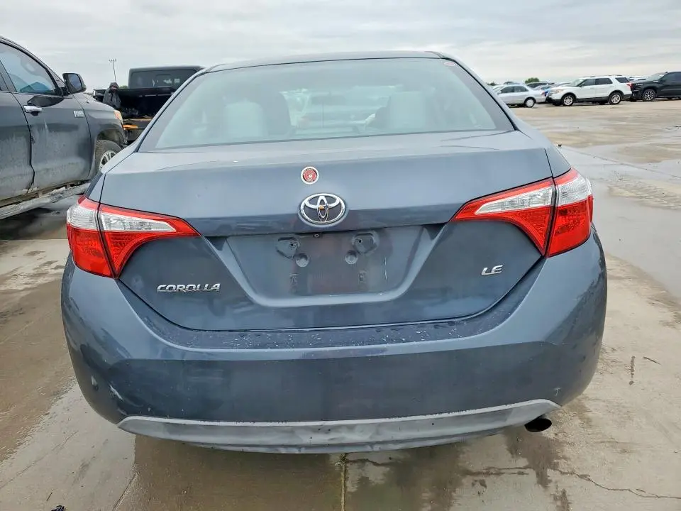 2015 TOYOTA COROLLA LE PLUS  