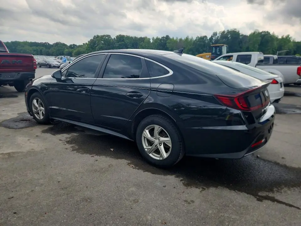 2022 HYUNDAI SONATA SE  