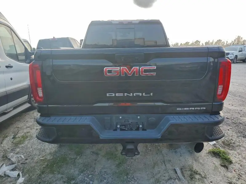 2020 GMC SIERRA K2500 DENALI  