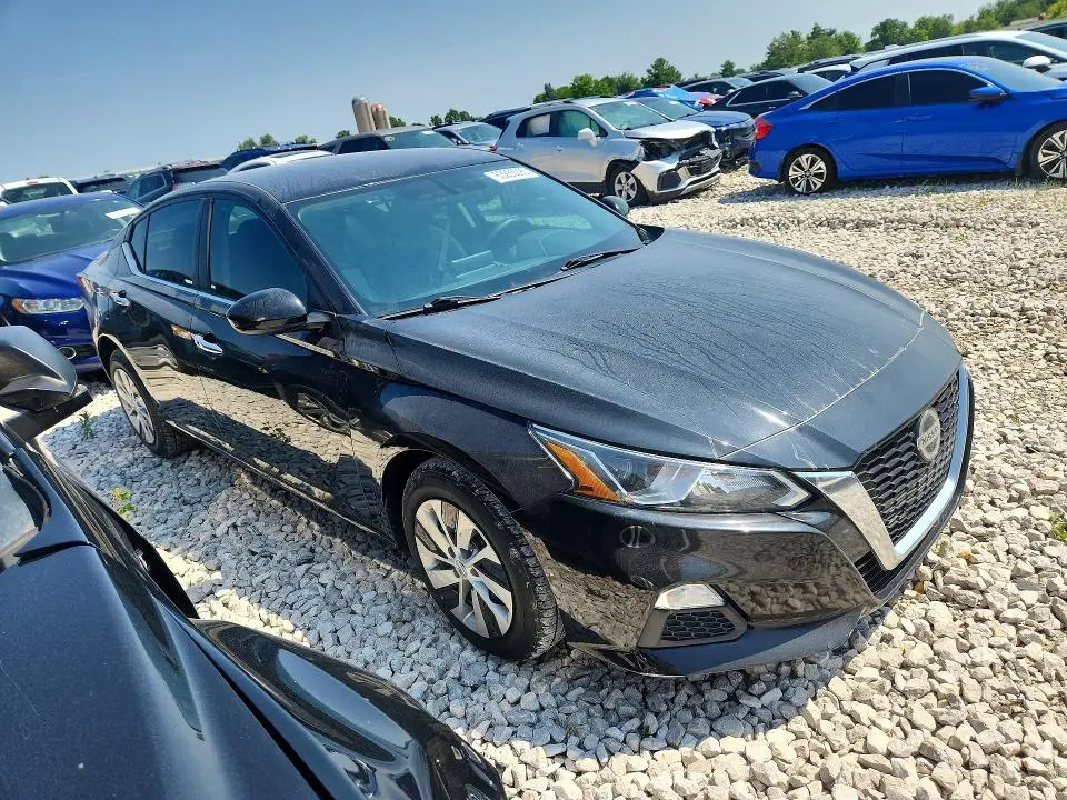 2019 NISSAN ALTIMA S  