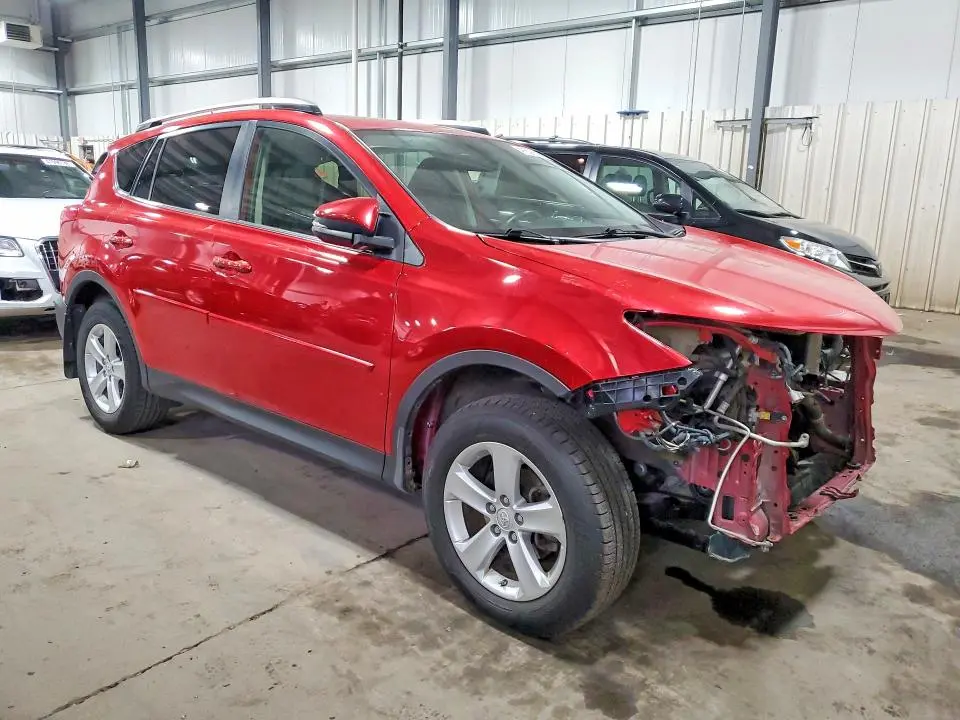 2014 TOYOTA RAV4 XLE  