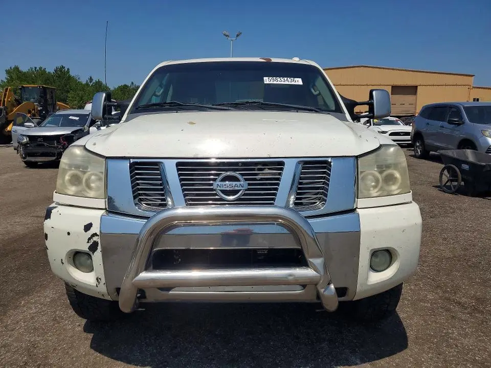 2012 NISSAN TITAN SV  