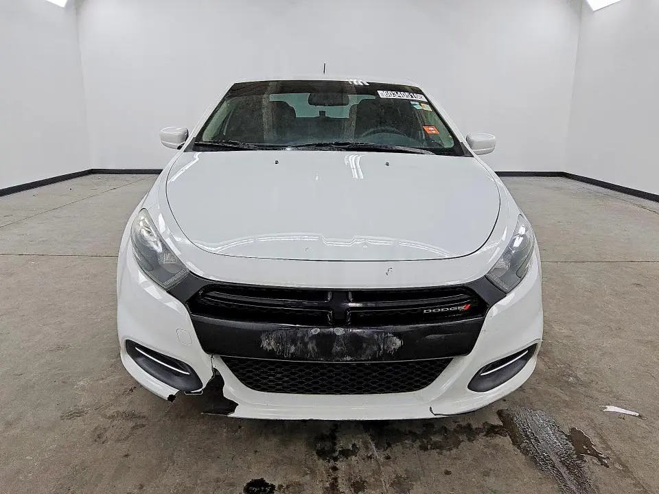 2015 DODGE DART SE  