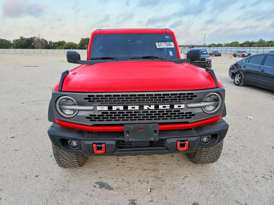 2023 FORD BRONCO BASE  