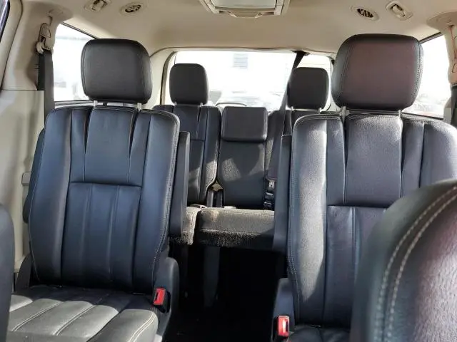 2013 CHRYSLER TOWN & COUNTRY TOURING  