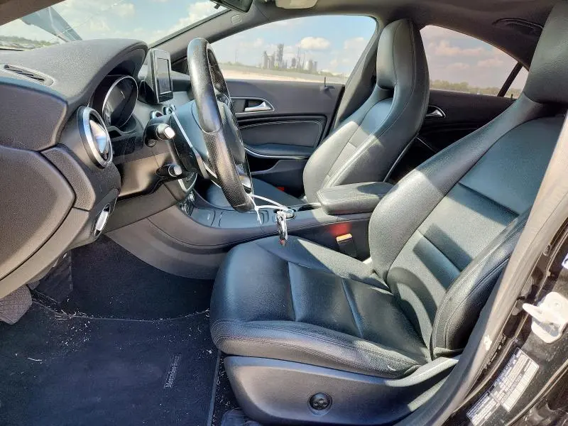 2015 MERCEDES-BENZ CLA 250