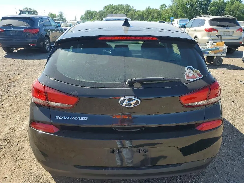 2018 HYUNDAI ELANTRA GT BASE  