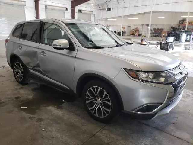 2016 MITSUBISHI OUTLANDER SE