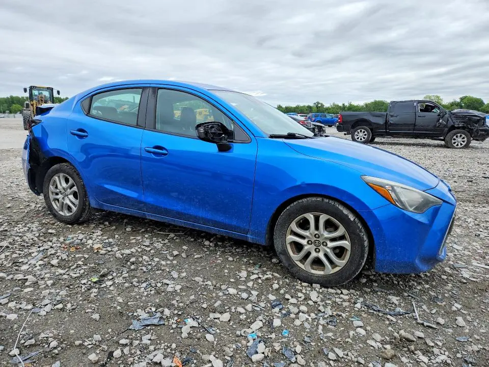 2017 TOYOTA YARIS IA BASE  