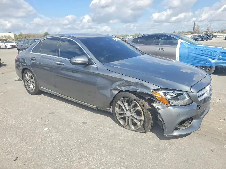 2017 MERCEDES-BENZ C 300  