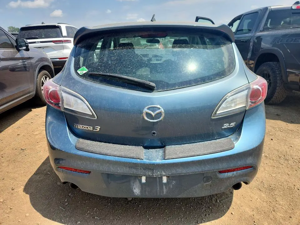 2010 MAZDA 3 S  