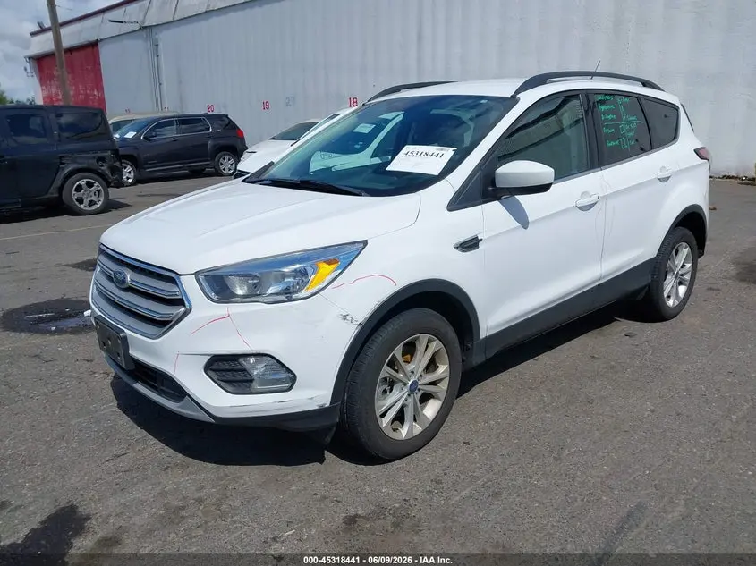 2018 FORD ESCAPE SE