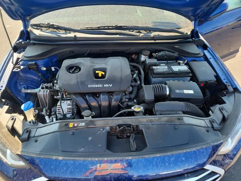 2017 HYUNDAI ELANTRA SE  