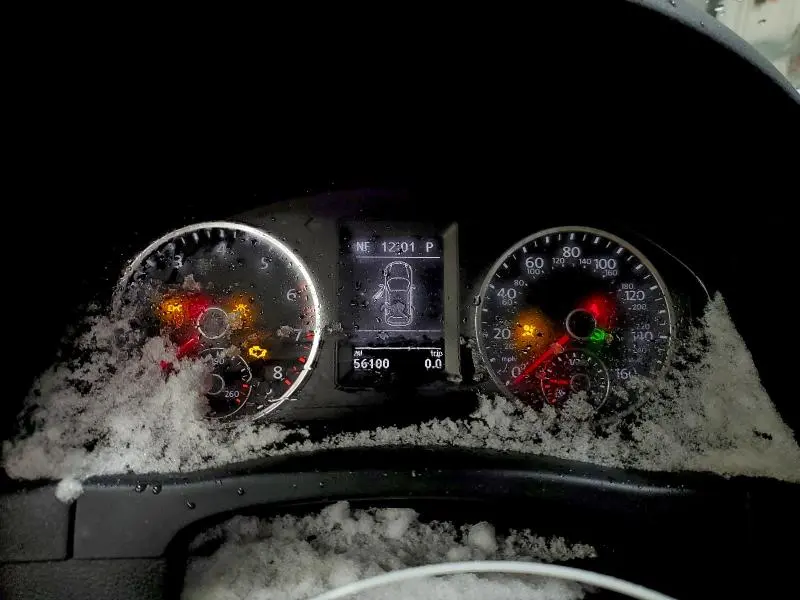 2017 VOLKSWAGEN TIGUAN SPORT  