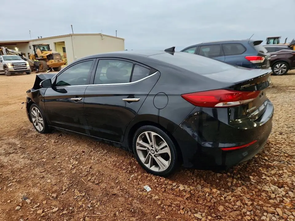 2017 HYUNDAI ELANTRA SE  