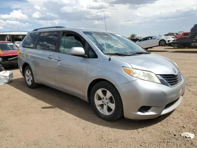 2011 TOYOTA SIENNA LE  