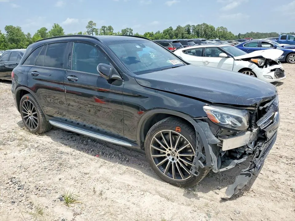 2019 MERCEDES-BENZ GLC 300  