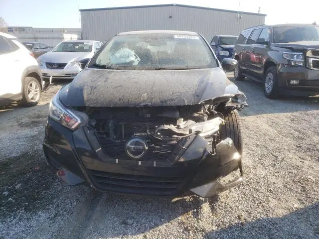 2021 NISSAN VERSA SV  