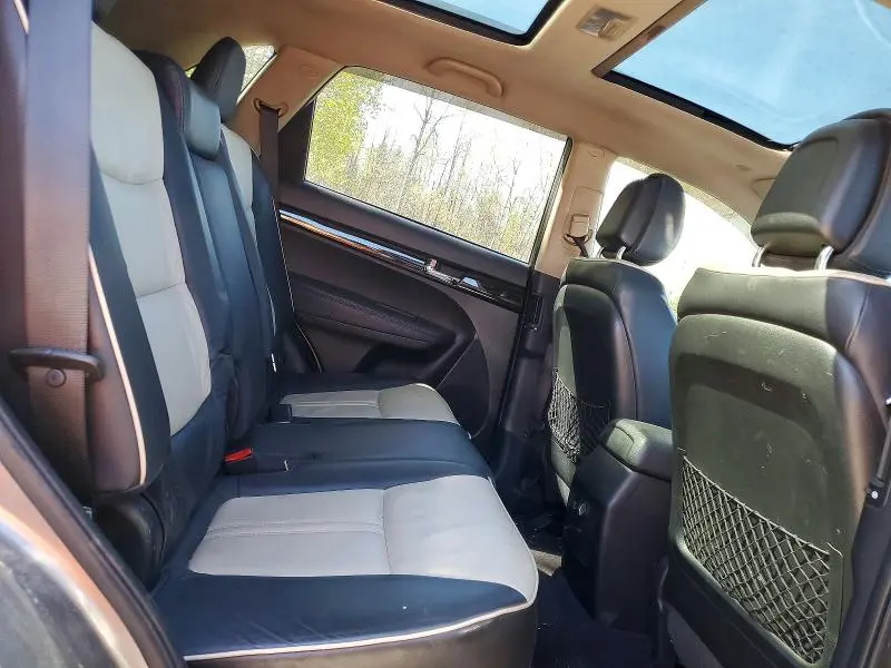 2011 KIA SORENTO EX  
