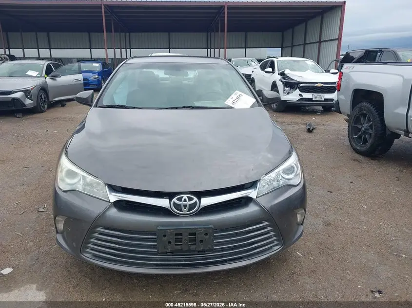 2016 TOYOTA CAMRY LE