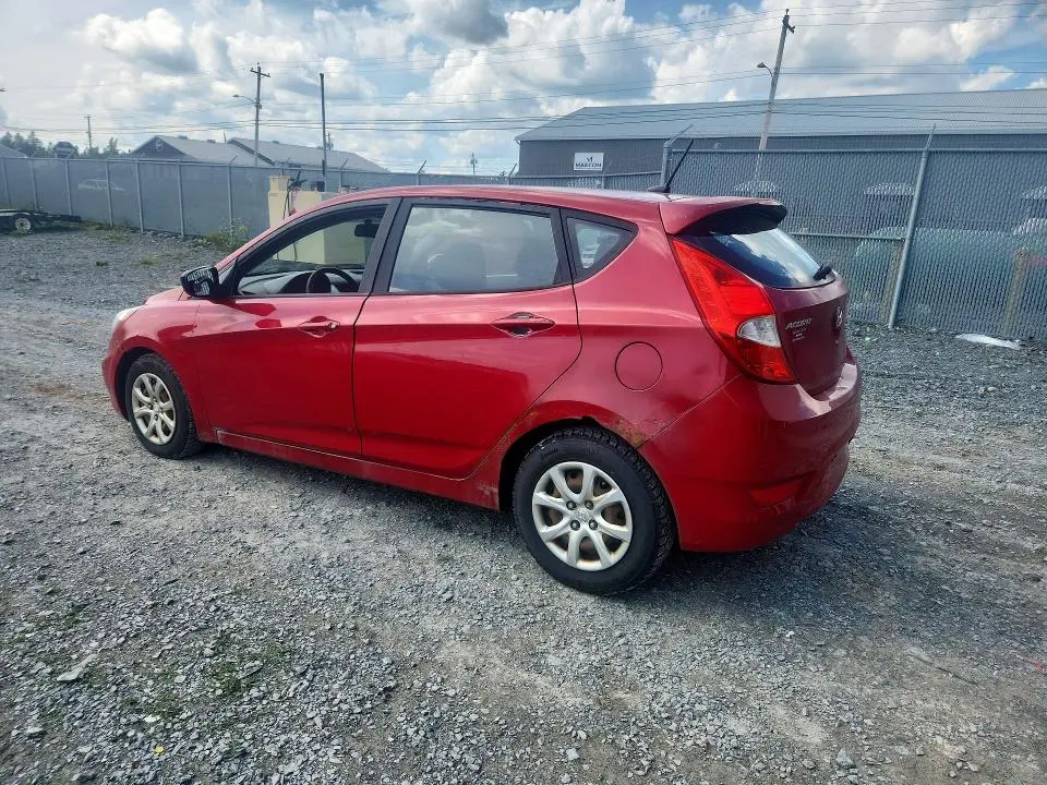 2013 HYUNDAI ACCENT GLS  