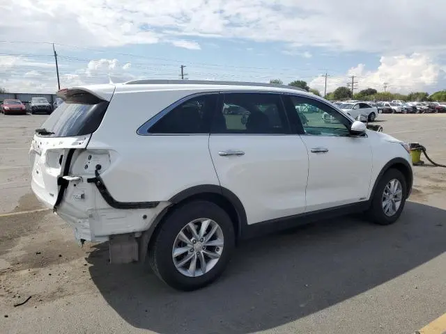 2018 KIA SORENTO LX  