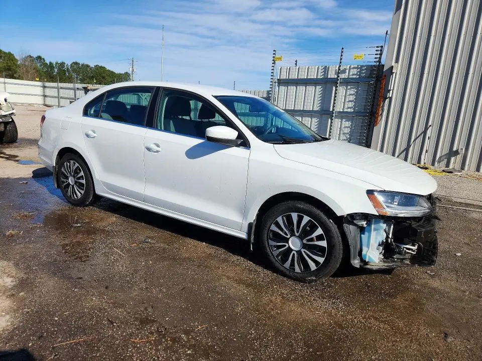 2017 VOLKSWAGEN JETTA S  