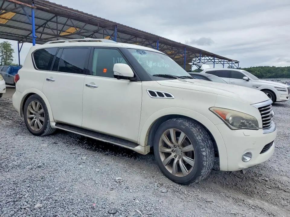2011 INFINITI QX56 BASE  