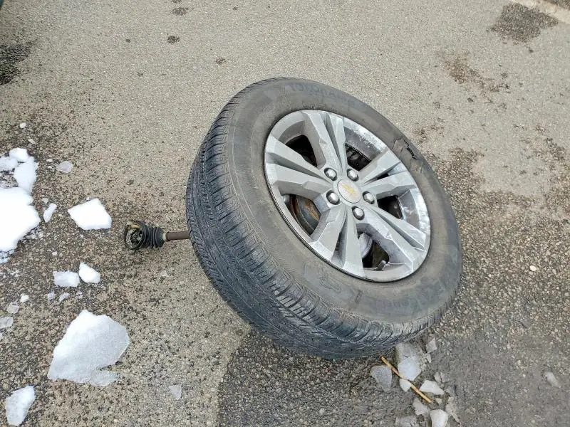 2015 CHEVROLET EQUINOX LT  