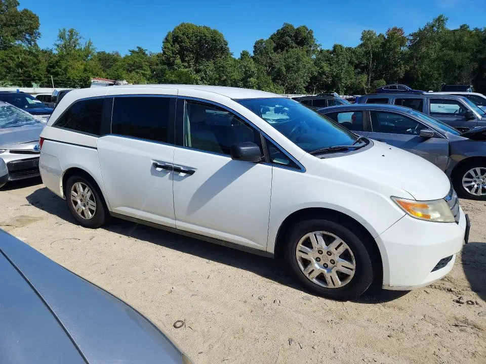 2013 HONDA ODYSSEY LX  