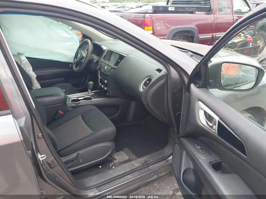2019 NISSAN PATHFINDER SV